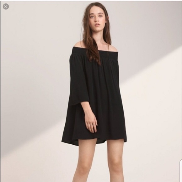 Aritzia Talula Off Shoulder Curzon Dress/Tunic - Picture 10 of 10